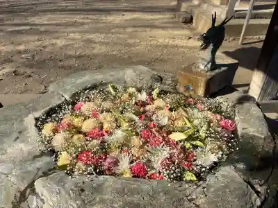 富士浅間神社の{uncategorized: "未分類", other: "その他", undefined: "問題あり", building: "その他建物", grave: "お墓", sacred_gate: "鳥居", guardian: "狛犬", statue: "像", buddha: "仏像", history: "歴史", nature: "自然", garden: "庭園", animal: "動物", pagoda: "塔", temizu: "手水舎", mountain_gate: "山門・神門", sanctuary: "本殿・本堂", subordinate: "末社・摂社", art: "芸術", scenery: "景色", jizo: "地蔵", ema: "絵馬", goshuin: "御朱印", omikuji: "おみくじ", items: "授与品その他", amulet: "お守り", goshuincho: "御朱印帳", eats: "食事", festival: "お祭り", votive_dance: "神楽", shichigosan: "七五三参", wedding: "結婚式", experience: "体験その他", initially: "初詣", around: "周辺", anti_infection: "感染症対策"}