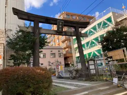 子神社の鳥居