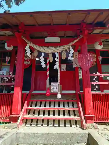 鹿角八坂神社の{uncategorized: "未分類", other: "その他", undefined: "問題あり", building: "その他建物", grave: "お墓", sacred_gate: "鳥居", guardian: "狛犬", statue: "像", buddha: "仏像", history: "歴史", nature: "自然", garden: "庭園", animal: "動物", pagoda: "塔", temizu: "手水舎", mountain_gate: "山門・神門", sanctuary: "本殿・本堂", subordinate: "末社・摂社", art: "芸術", scenery: "景色", jizo: "地蔵", ema: "絵馬", goshuin: "御朱印", omikuji: "おみくじ", items: "授与品その他", amulet: "お守り", goshuincho: "御朱印帳", eats: "食事", festival: "お祭り", votive_dance: "神楽", shichigosan: "七五三参", wedding: "結婚式", experience: "体験その他", initially: "初詣", around: "周辺", anti_infection: "感染症対策"}
