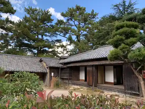 松陰神社の建物その他