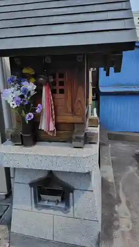 祠（子安通）(神奈川県)