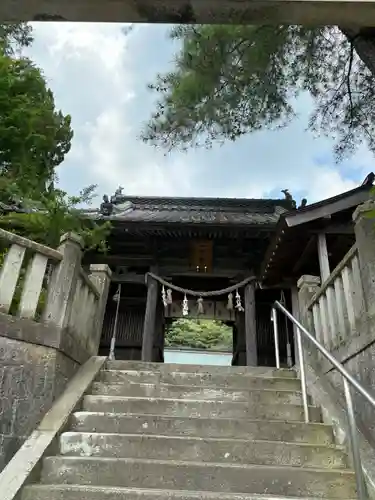 一之宮神社の山門・神門