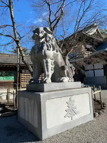 寒川神社の狛犬