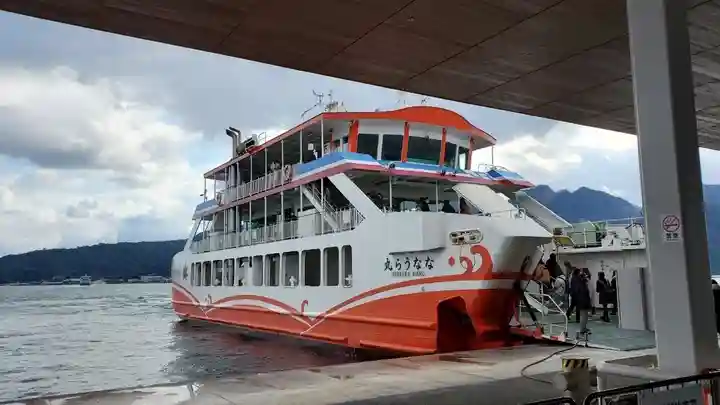 厳島神社の周辺