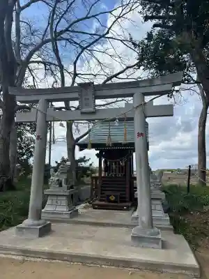 白子神社の{uncategorized: "未分類", other: "その他", undefined: "問題あり", building: "その他建物", grave: "お墓", sacred_gate: "鳥居", guardian: "狛犬", statue: "像", buddha: "仏像", history: "歴史", nature: "自然", garden: "庭園", animal: "動物", pagoda: "塔", temizu: "手水舎", mountain_gate: "山門・神門", sanctuary: "本殿・本堂", subordinate: "末社・摂社", art: "芸術", scenery: "景色", jizo: "地蔵", ema: "絵馬", goshuin: "御朱印", omikuji: "おみくじ", items: "授与品その他", amulet: "お守り", goshuincho: "御朱印帳", eats: "食事", festival: "お祭り", votive_dance: "神楽", shichigosan: "七五三参", wedding: "結婚式", experience: "体験その他", initially: "初詣", around: "周辺", anti_infection: "感染症対策"}