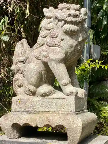 蟬丸神社（蝉丸神社）の狛犬