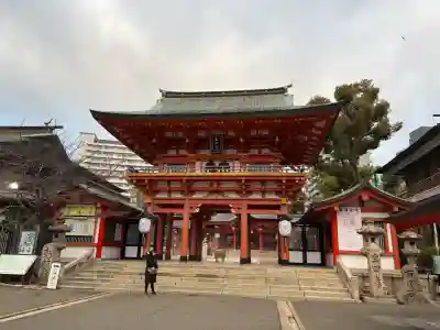生田神社の{uncategorized: "未分類", other: "その他", undefined: "問題あり", building: "その他建物", grave: "お墓", sacred_gate: "鳥居", guardian: "狛犬", statue: "像", buddha: "仏像", history: "歴史", nature: "自然", garden: "庭園", animal: "動物", pagoda: "塔", temizu: "手水舎", mountain_gate: "山門・神門", sanctuary: "本殿・本堂", subordinate: "末社・摂社", art: "芸術", scenery: "景色", jizo: "地蔵", ema: "絵馬", goshuin: "御朱印", omikuji: "おみくじ", items: "授与品その他", amulet: "お守り", goshuincho: "御朱印帳", eats: "食事", festival: "お祭り", votive_dance: "神楽", shichigosan: "七五三参", wedding: "結婚式", experience: "体験その他", initially: "初詣", around: "周辺", anti_infection: "感染症対策"}