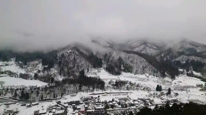 宝珠山 立石寺の{uncategorized: "未分類", other: "その他", undefined: "問題あり", building: "その他建物", grave: "お墓", sacred_gate: "鳥居", guardian: "狛犬", statue: "像", buddha: "仏像", history: "歴史", nature: "自然", garden: "庭園", animal: "動物", pagoda: "塔", temizu: "手水舎", mountain_gate: "山門・神門", sanctuary: "本殿・本堂", subordinate: "末社・摂社", art: "芸術", scenery: "景色", jizo: "地蔵", ema: "絵馬", goshuin: "御朱印", omikuji: "おみくじ", items: "授与品その他", amulet: "お守り", goshuincho: "御朱印帳", eats: "食事", festival: "お祭り", votive_dance: "神楽", shichigosan: "七五三参", wedding: "結婚式", experience: "体験その他", initially: "初詣", around: "周辺", anti_infection: "感染症対策"}