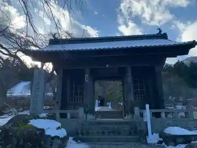 宝積山光前寺の山門・神門