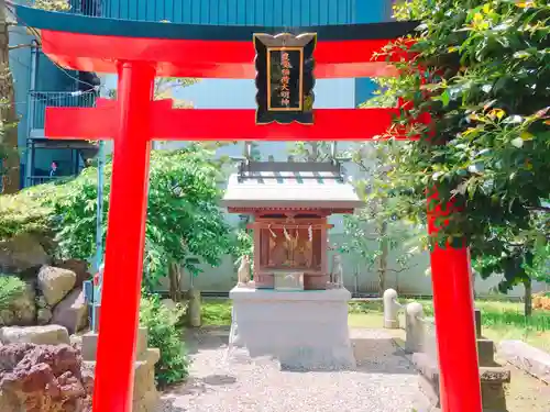 羽衣町厳島神社（関内厳島神社・横浜弁天）の鳥居