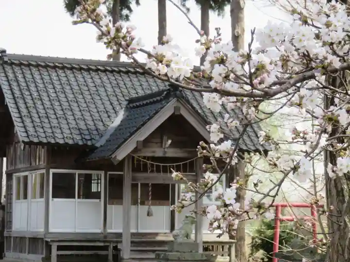 四ケ所神社の本殿・本堂