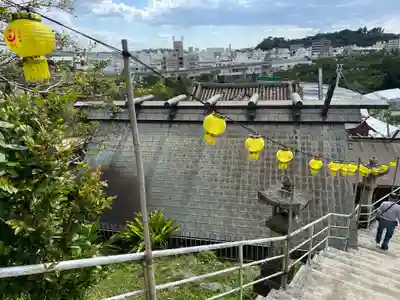 沖宮の本殿・本堂