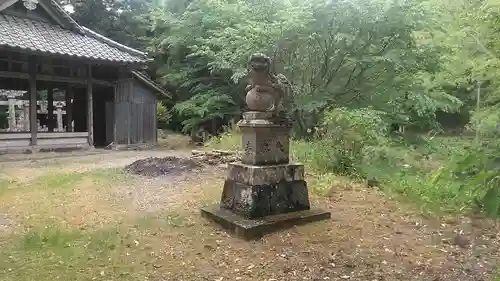 稲積六神社の狛犬