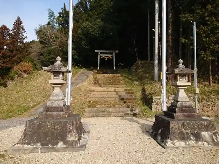 神明社の鳥居
