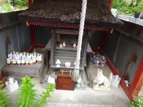 伊勢原 法泉寺の末社・摂社