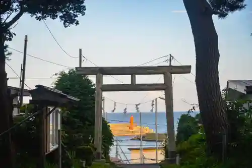 尻岸内八幡神社の鳥居