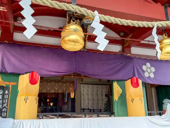 亀戸天神社の{uncategorized: "未分類", other: "その他", undefined: "問題あり", building: "その他建物", grave: "お墓", sacred_gate: "鳥居", guardian: "狛犬", statue: "像", buddha: "仏像", history: "歴史", nature: "自然", garden: "庭園", animal: "動物", pagoda: "塔", temizu: "手水舎", mountain_gate: "山門・神門", sanctuary: "本殿・本堂", subordinate: "末社・摂社", art: "芸術", scenery: "景色", jizo: "地蔵", ema: "絵馬", goshuin: "御朱印", omikuji: "おみくじ", items: "授与品その他", amulet: "お守り", goshuincho: "御朱印帳", eats: "食事", festival: "お祭り", votive_dance: "神楽", shichigosan: "七五三参", wedding: "結婚式", experience: "体験その他", initially: "初詣", around: "周辺", anti_infection: "感染症対策"}