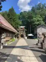 呑香稲荷神社の{uncategorized: "未分類", other: "その他", undefined: "問題あり", building: "その他建物", grave: "お墓", sacred_gate: "鳥居", guardian: "狛犬", statue: "像", buddha: "仏像", history: "歴史", nature: "自然", garden: "庭園", animal: "動物", pagoda: "塔", temizu: "手水舎", mountain_gate: "山門・神門", sanctuary: "本殿・本堂", subordinate: "末社・摂社", art: "芸術", scenery: "景色", jizo: "地蔵", ema: "絵馬", goshuin: "御朱印", omikuji: "おみくじ", items: "授与品その他", amulet: "お守り", goshuincho: "御朱印帳", eats: "食事", festival: "お祭り", votive_dance: "神楽", shichigosan: "七五三参", wedding: "結婚式", experience: "体験その他", initially: "初詣", around: "周辺", anti_infection: "感染症対策"}