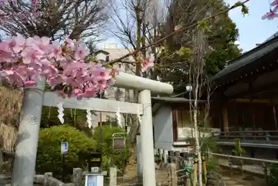 鳩森八幡神社の末社・摂社