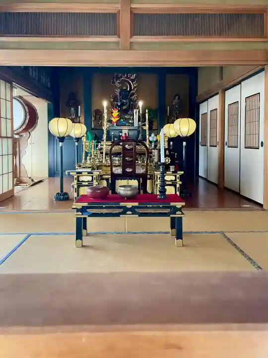 大光寺の{uncategorized: "未分類", other: "その他", undefined: "問題あり", building: "その他建物", grave: "お墓", sacred_gate: "鳥居", guardian: "狛犬", statue: "像", buddha: "仏像", history: "歴史", nature: "自然", garden: "庭園", animal: "動物", pagoda: "塔", temizu: "手水舎", mountain_gate: "山門・神門", sanctuary: "本殿・本堂", subordinate: "末社・摂社", art: "芸術", scenery: "景色", jizo: "地蔵", ema: "絵馬", goshuin: "御朱印", omikuji: "おみくじ", items: "授与品その他", amulet: "お守り", goshuincho: "御朱印帳", eats: "食事", festival: "お祭り", votive_dance: "神楽", shichigosan: "七五三参", wedding: "結婚式", experience: "体験その他", initially: "初詣", around: "周辺", anti_infection: "感染症対策"}