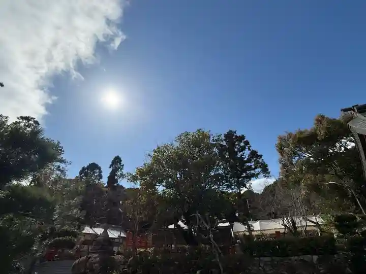龍田大社の{uncategorized: "未分類", other: "その他", undefined: "問題あり", building: "その他建物", grave: "お墓", sacred_gate: "鳥居", guardian: "狛犬", statue: "像", buddha: "仏像", history: "歴史", nature: "自然", garden: "庭園", animal: "動物", pagoda: "塔", temizu: "手水舎", mountain_gate: "山門・神門", sanctuary: "本殿・本堂", subordinate: "末社・摂社", art: "芸術", scenery: "景色", jizo: "地蔵", ema: "絵馬", goshuin: "御朱印", omikuji: "おみくじ", items: "授与品その他", amulet: "お守り", goshuincho: "御朱印帳", eats: "食事", festival: "お祭り", votive_dance: "神楽", shichigosan: "七五三参", wedding: "結婚式", experience: "体験その他", initially: "初詣", around: "周辺", anti_infection: "感染症対策"}