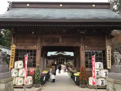 吉田神社の山門・神門