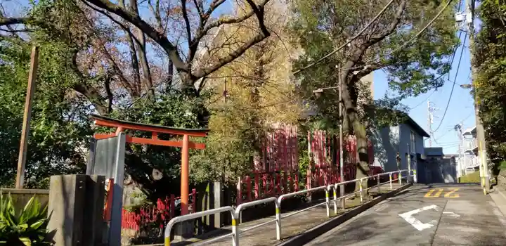 向陵稲荷神社のその他建物