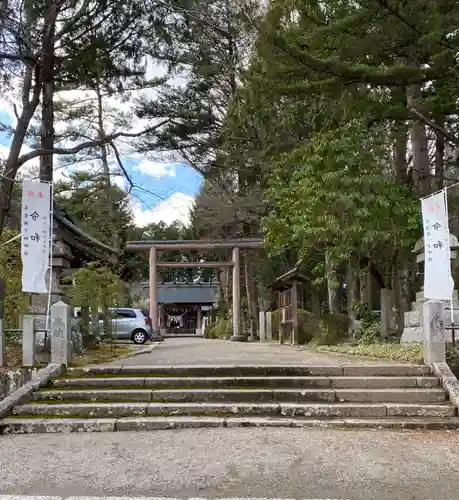 神明社の鳥居