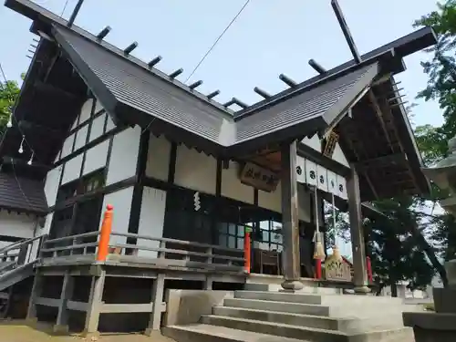 虻田神社の本殿