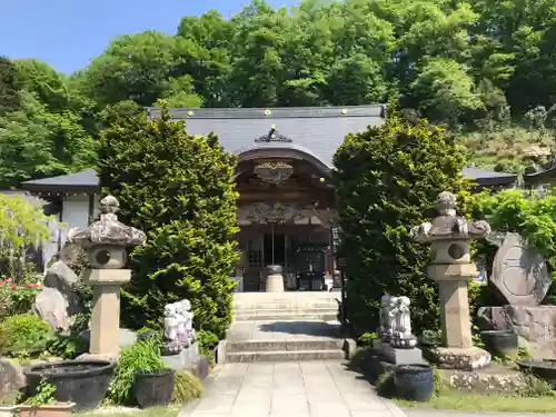 野坂寺の本殿