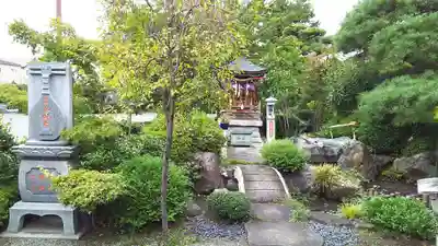 蓮朝寺の末社・摂社