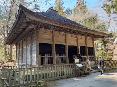 金色堂旧覆堂の{uncategorized: "未分類", other: "その他", undefined: "問題あり", building: "その他建物", grave: "お墓", sacred_gate: "鳥居", guardian: "狛犬", statue: "像", buddha: "仏像", history: "歴史", nature: "自然", garden: "庭園", animal: "動物", pagoda: "塔", temizu: "手水舎", mountain_gate: "山門・神門", sanctuary: "本殿・本堂", subordinate: "末社・摂社", art: "芸術", scenery: "景色", jizo: "地蔵", ema: "絵馬", goshuin: "御朱印", omikuji: "おみくじ", items: "授与品その他", amulet: "お守り", goshuincho: "御朱印帳", eats: "食事", festival: "お祭り", votive_dance: "神楽", shichigosan: "七五三参", wedding: "結婚式", experience: "体験その他", initially: "初詣", around: "周辺", anti_infection: "感染症対策"}