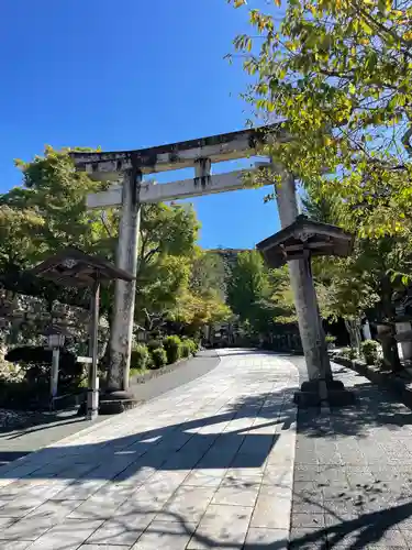 伊奈波神社の鳥居