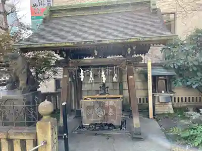 高山稲荷神社（旧鎮座地）の手水舎