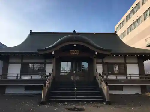 光明寺の本殿・本堂