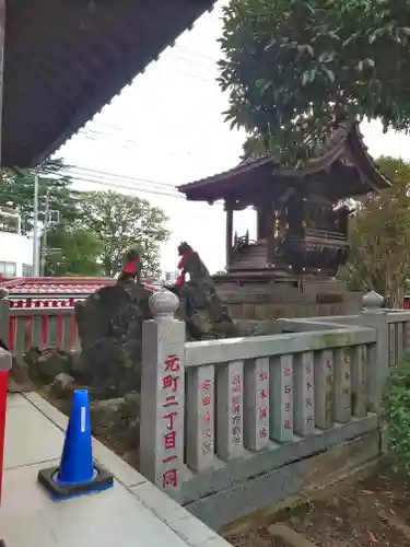 六塚稲荷神社(埼玉県)