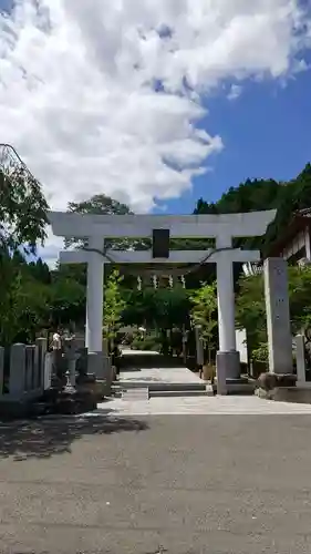 金蛇水神社の鳥居