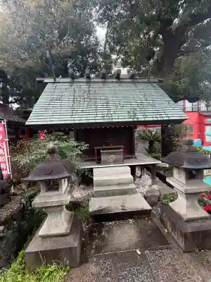 大島稲荷神社の{uncategorized: "未分類", other: "その他", undefined: "問題あり", building: "その他建物", grave: "お墓", sacred_gate: "鳥居", guardian: "狛犬", statue: "像", buddha: "仏像", history: "歴史", nature: "自然", garden: "庭園", animal: "動物", pagoda: "塔", temizu: "手水舎", mountain_gate: "山門・神門", sanctuary: "本殿・本堂", subordinate: "末社・摂社", art: "芸術", scenery: "景色", jizo: "地蔵", ema: "絵馬", goshuin: "御朱印", omikuji: "おみくじ", items: "授与品その他", amulet: "お守り", goshuincho: "御朱印帳", eats: "食事", festival: "お祭り", votive_dance: "神楽", shichigosan: "七五三参", wedding: "結婚式", experience: "体験その他", initially: "初詣", around: "周辺", anti_infection: "感染症対策"}
