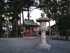 苅間八坂神社の末社