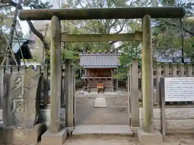 意富比神社の{uncategorized: "未分類", other: "その他", undefined: "問題あり", building: "その他建物", grave: "お墓", sacred_gate: "鳥居", guardian: "狛犬", statue: "像", buddha: "仏像", history: "歴史", nature: "自然", garden: "庭園", animal: "動物", pagoda: "塔", temizu: "手水舎", mountain_gate: "山門・神門", sanctuary: "本殿・本堂", subordinate: "末社・摂社", art: "芸術", scenery: "景色", jizo: "地蔵", ema: "絵馬", goshuin: "御朱印", omikuji: "おみくじ", items: "授与品その他", amulet: "お守り", goshuincho: "御朱印帳", eats: "食事", festival: "お祭り", votive_dance: "神楽", shichigosan: "七五三参", wedding: "結婚式", experience: "体験その他", initially: "初詣", around: "周辺", anti_infection: "感染症対策"}