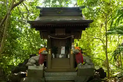 西堀氷川神社の末社・摂社