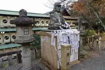 大石神社の像