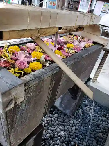 鳩森八幡神社の手水舎