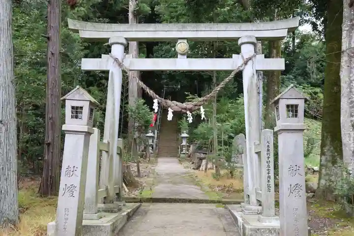 王宮伊豆神社の鳥居