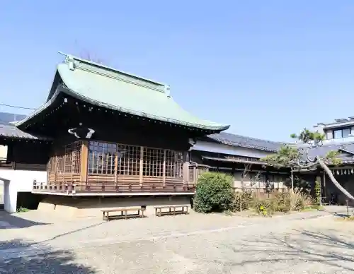 本郷氷川神社の{uncategorized: "未分類", other: "その他", undefined: "問題あり", building: "その他建物", grave: "お墓", sacred_gate: "鳥居", guardian: "狛犬", statue: "像", buddha: "仏像", history: "歴史", nature: "自然", garden: "庭園", animal: "動物", pagoda: "塔", temizu: "手水舎", mountain_gate: "山門・神門", sanctuary: "本殿・本堂", subordinate: "末社・摂社", art: "芸術", scenery: "景色", jizo: "地蔵", ema: "絵馬", goshuin: "御朱印", omikuji: "おみくじ", items: "授与品その他", amulet: "お守り", goshuincho: "御朱印帳", eats: "食事", festival: "お祭り", votive_dance: "神楽", shichigosan: "七五三参", wedding: "結婚式", experience: "体験その他", initially: "初詣", around: "周辺", anti_infection: "感染症対策"}