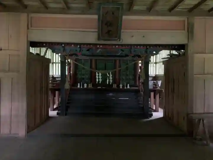 八幡神社の本殿・本堂