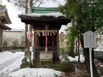 杉杜白髭神社の末社・摂社