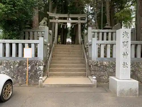 浅間神社の鳥居