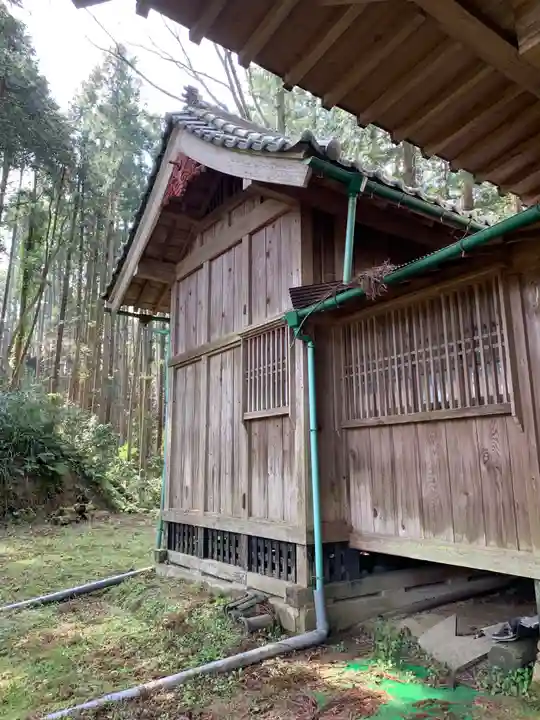 八幡神社の本殿・本堂
