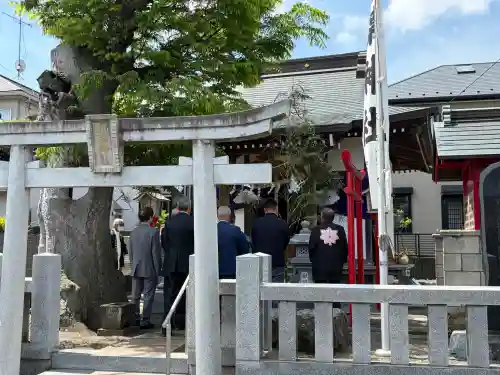 秋葉神社の{uncategorized: "未分類", other: "その他", undefined: "問題あり", building: "その他建物", grave: "お墓", sacred_gate: "鳥居", guardian: "狛犬", statue: "像", buddha: "仏像", history: "歴史", nature: "自然", garden: "庭園", animal: "動物", pagoda: "塔", temizu: "手水舎", mountain_gate: "山門・神門", sanctuary: "本殿・本堂", subordinate: "末社・摂社", art: "芸術", scenery: "景色", jizo: "地蔵", ema: "絵馬", goshuin: "御朱印", omikuji: "おみくじ", items: "授与品その他", amulet: "お守り", goshuincho: "御朱印帳", eats: "食事", festival: "お祭り", votive_dance: "神楽", shichigosan: "七五三参", wedding: "結婚式", experience: "体験その他", initially: "初詣", around: "周辺", anti_infection: "感染症対策"}